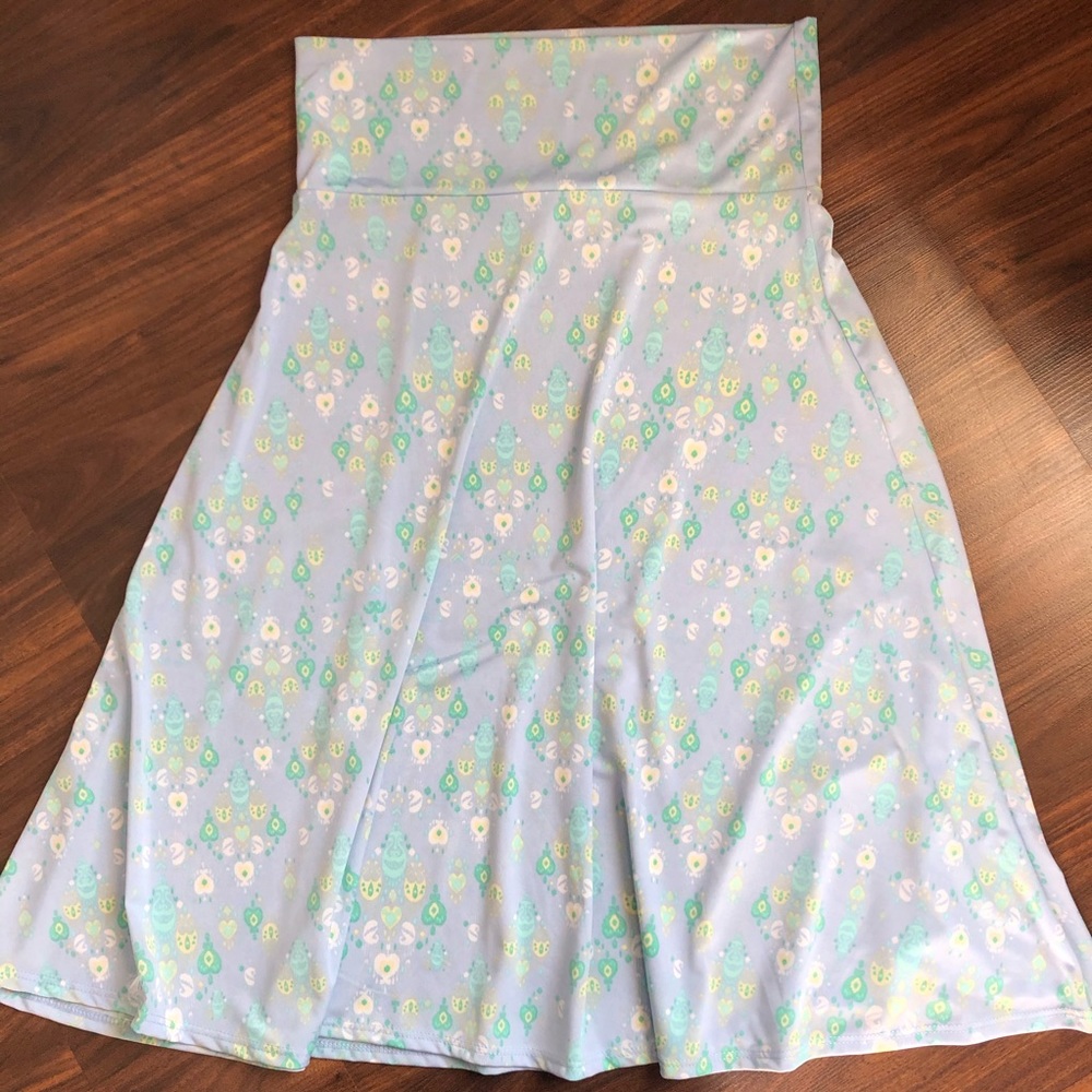 LuLaRoe skirt Size S